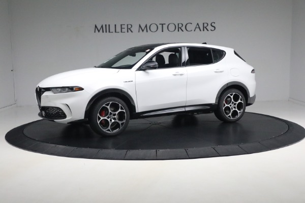 Used 2024 Alfa Romeo Tonale Veloce for sale $29,900 at McLaren Greenwich in Greenwich CT 06830 2