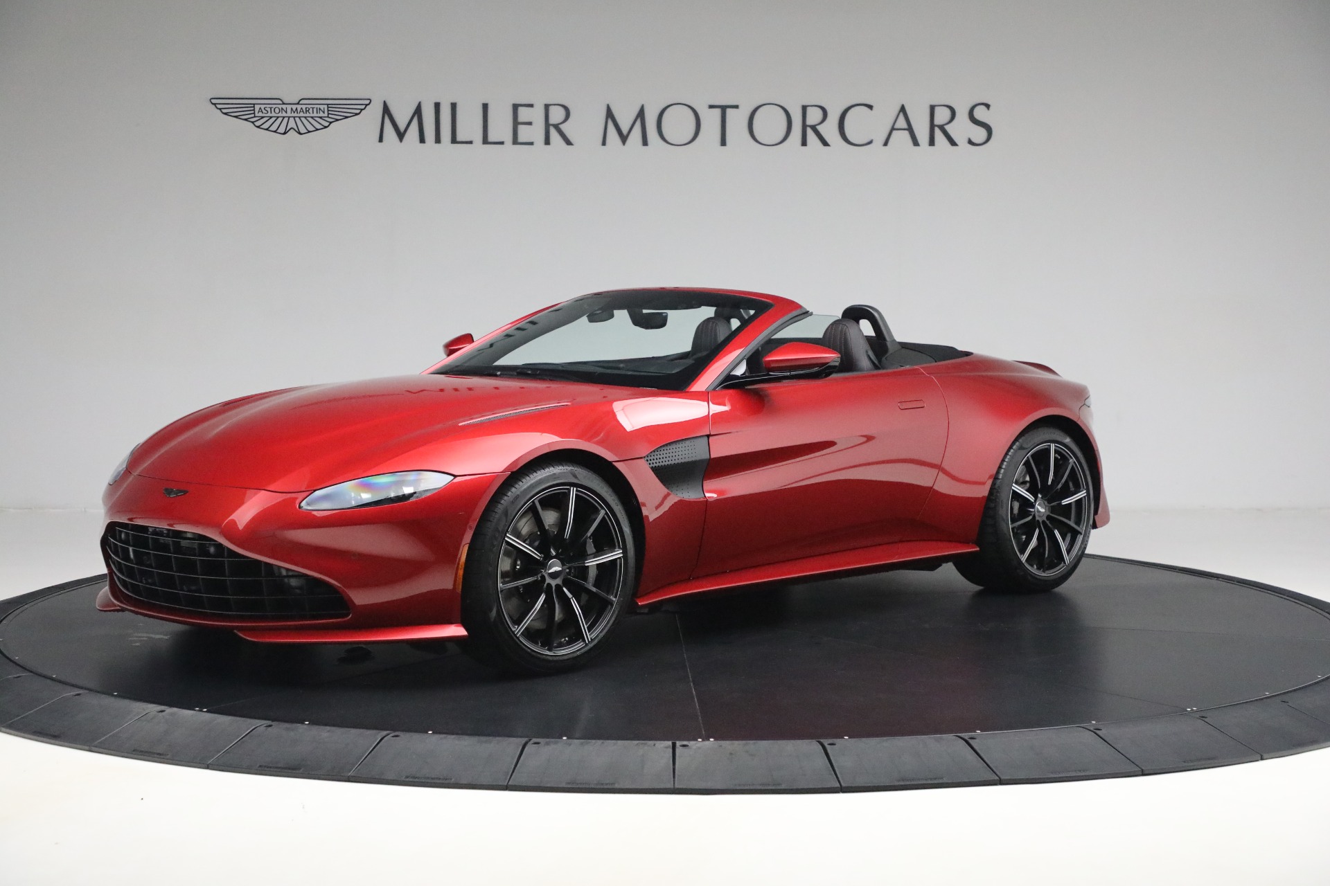 Used 2021 Aston Martin Vantage for sale Sold at McLaren Greenwich in Greenwich CT 06830 1