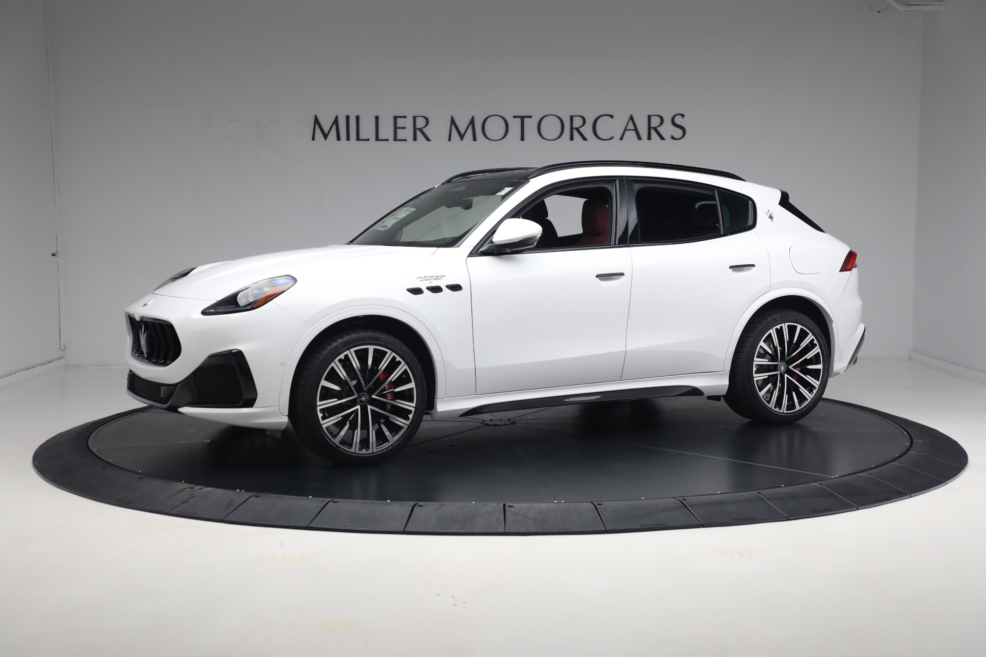 New 2024 Maserati Grecale Trofeo for sale Sold at McLaren Greenwich in Greenwich CT 06830 1