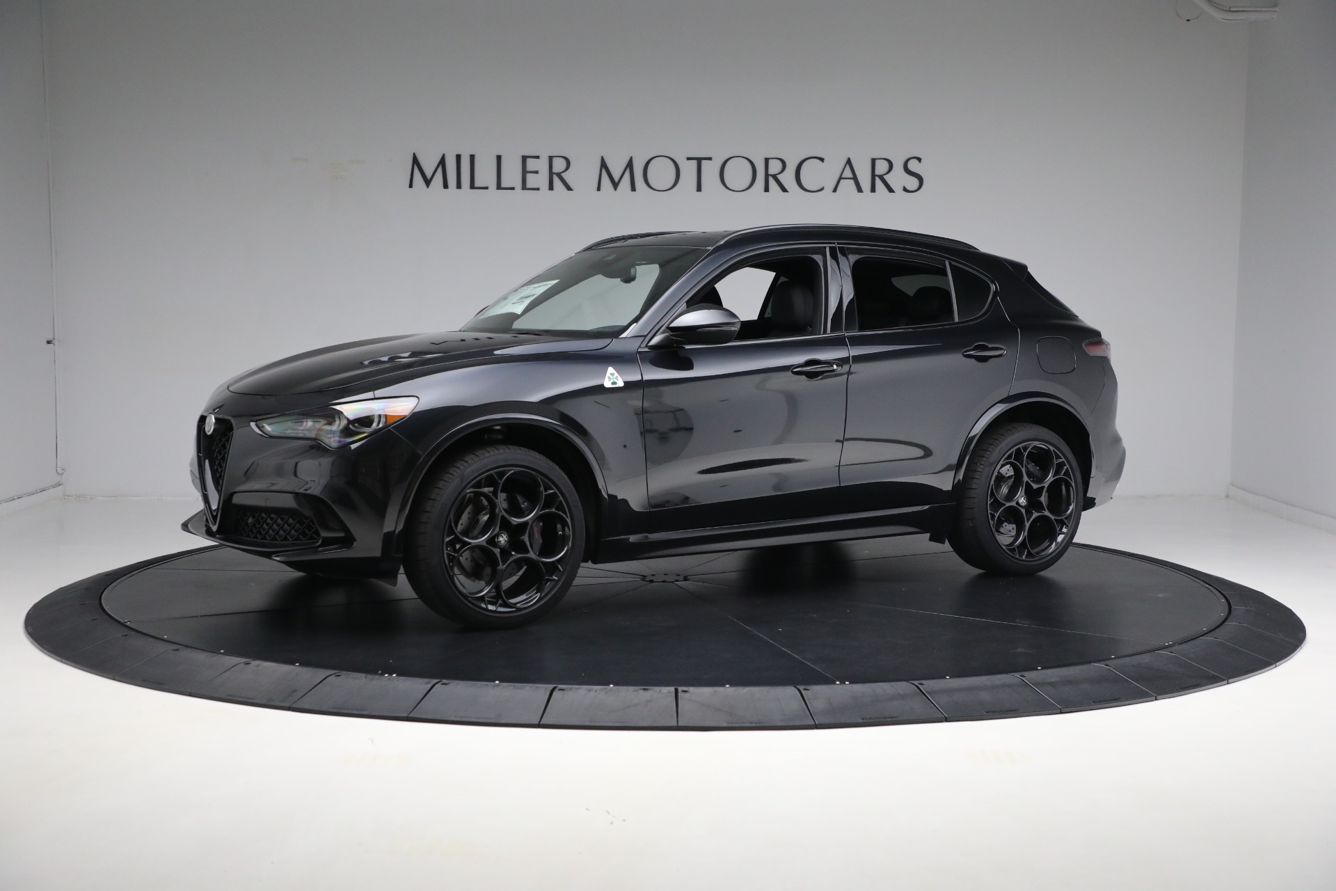 New 2024 Alfa Romeo Stelvio Quadrifoglio for sale $83,225 at McLaren Greenwich in Greenwich CT 06830 1