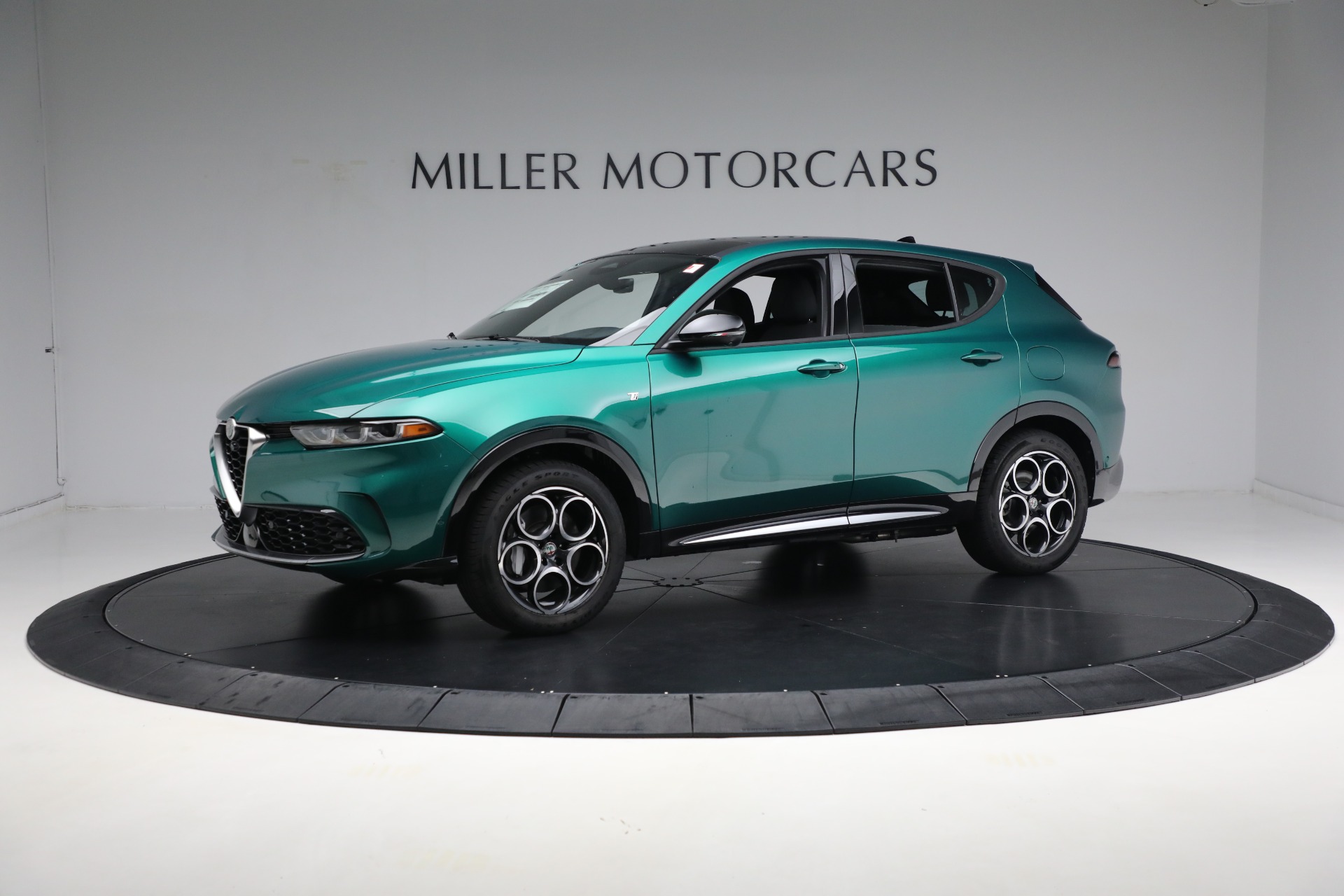 New 2024 Alfa Romeo Tonale Ti for sale Sold at McLaren Greenwich in Greenwich CT 06830 1
