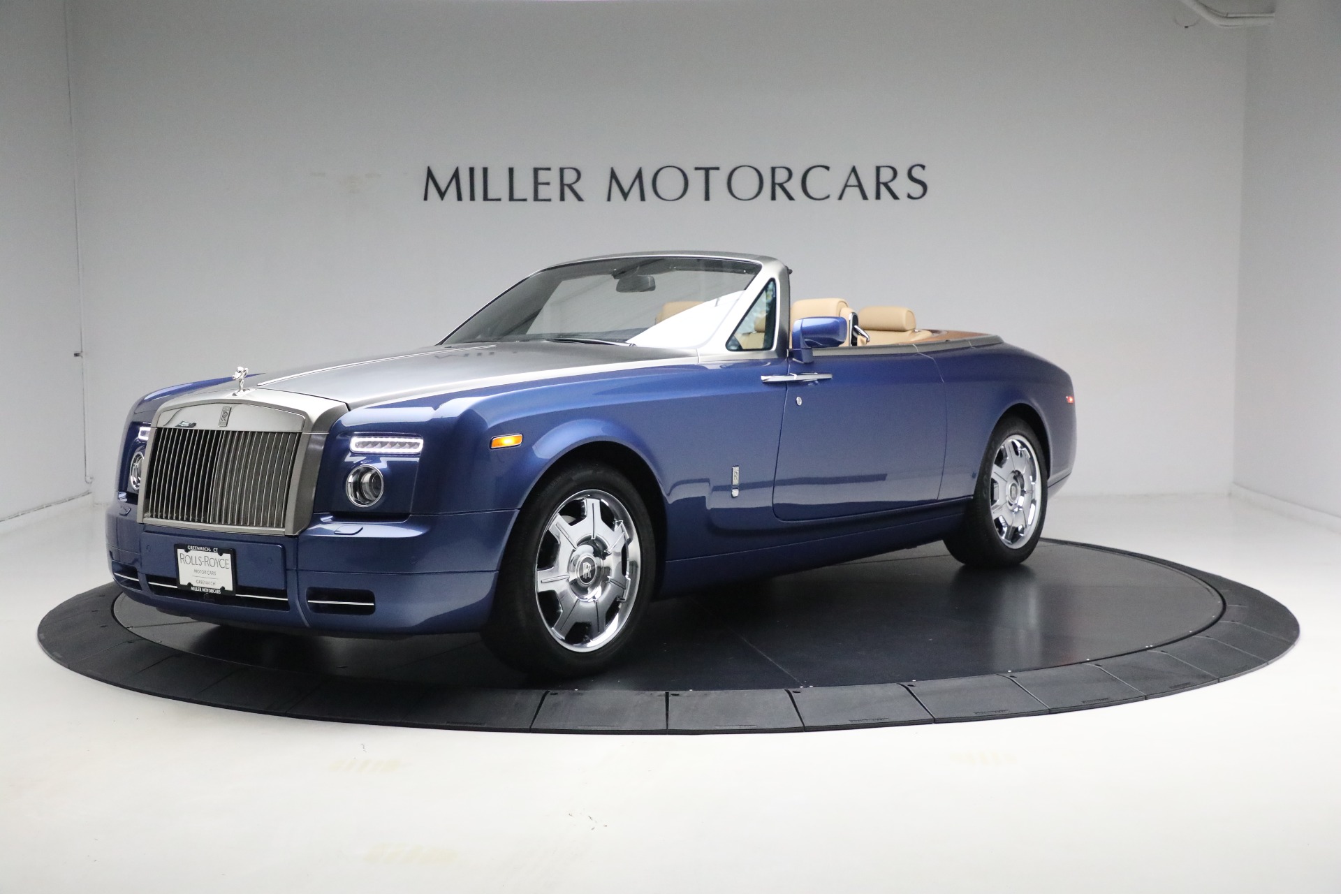 Used 2009 Rolls-Royce Phantom Drophead Coupe for sale Sold at McLaren Greenwich in Greenwich CT 06830 1
