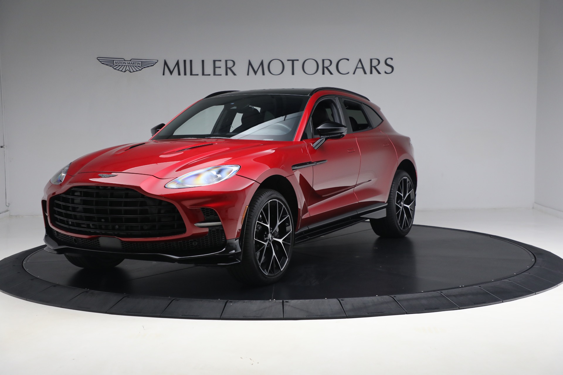Used 2024 Aston Martin DBX 707 for sale Sold at McLaren Greenwich in Greenwich CT 06830 1