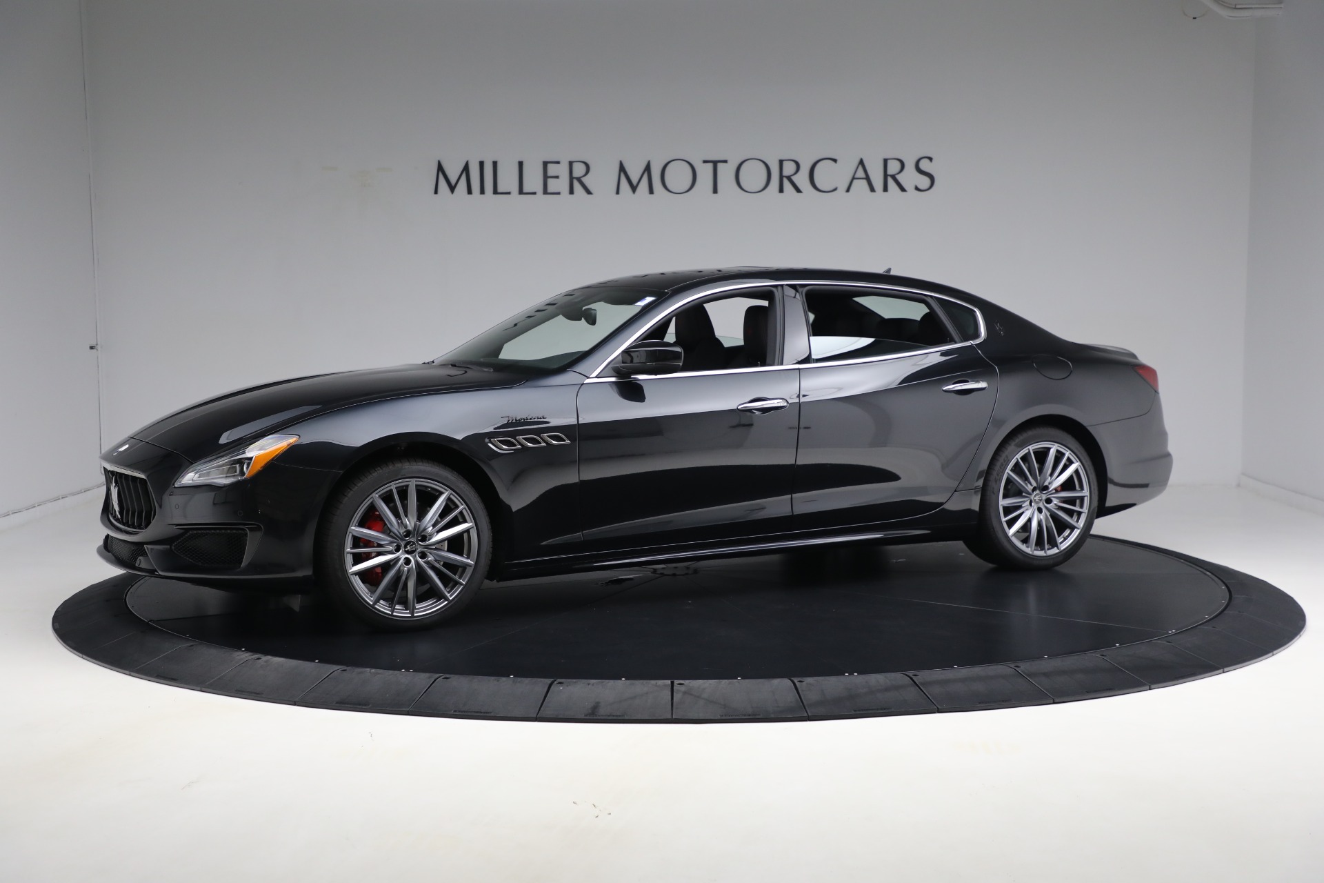 New 2024 Maserati Quattroporte Modena Ultima Q4 for sale $112,144 at McLaren Greenwich in Greenwich CT 06830 1