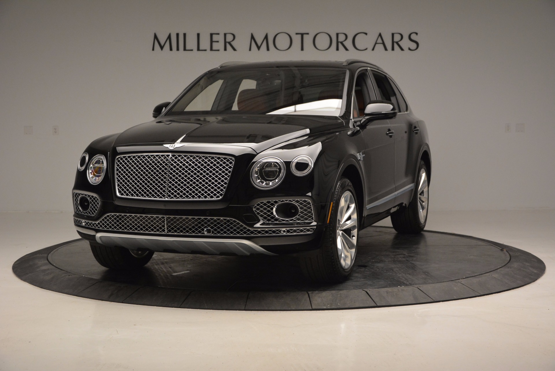 Used 2017 Bentley Bentayga for sale Sold at McLaren Greenwich in Greenwich CT 06830 1