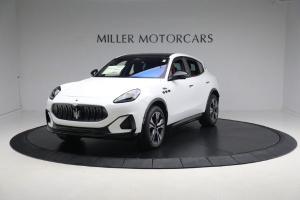 New 2025 Maserati Grecale Folgore for sale Sold at McLaren Greenwich in Greenwich CT 06830 4
