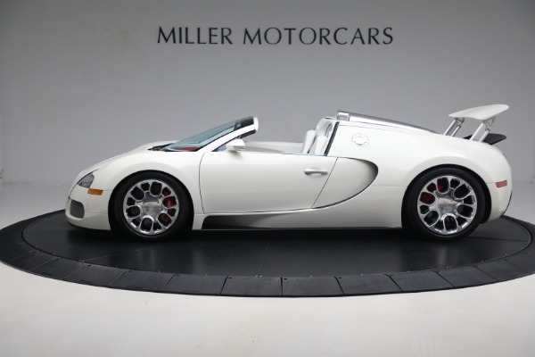 Used 2010 Bugatti Veyron 16.4 Grand Sport for sale Sold at McLaren Greenwich in Greenwich CT 06830 3