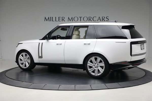 Used 2023 Land Rover Range Rover P530 SE for sale Sold at McLaren Greenwich in Greenwich CT 06830 4