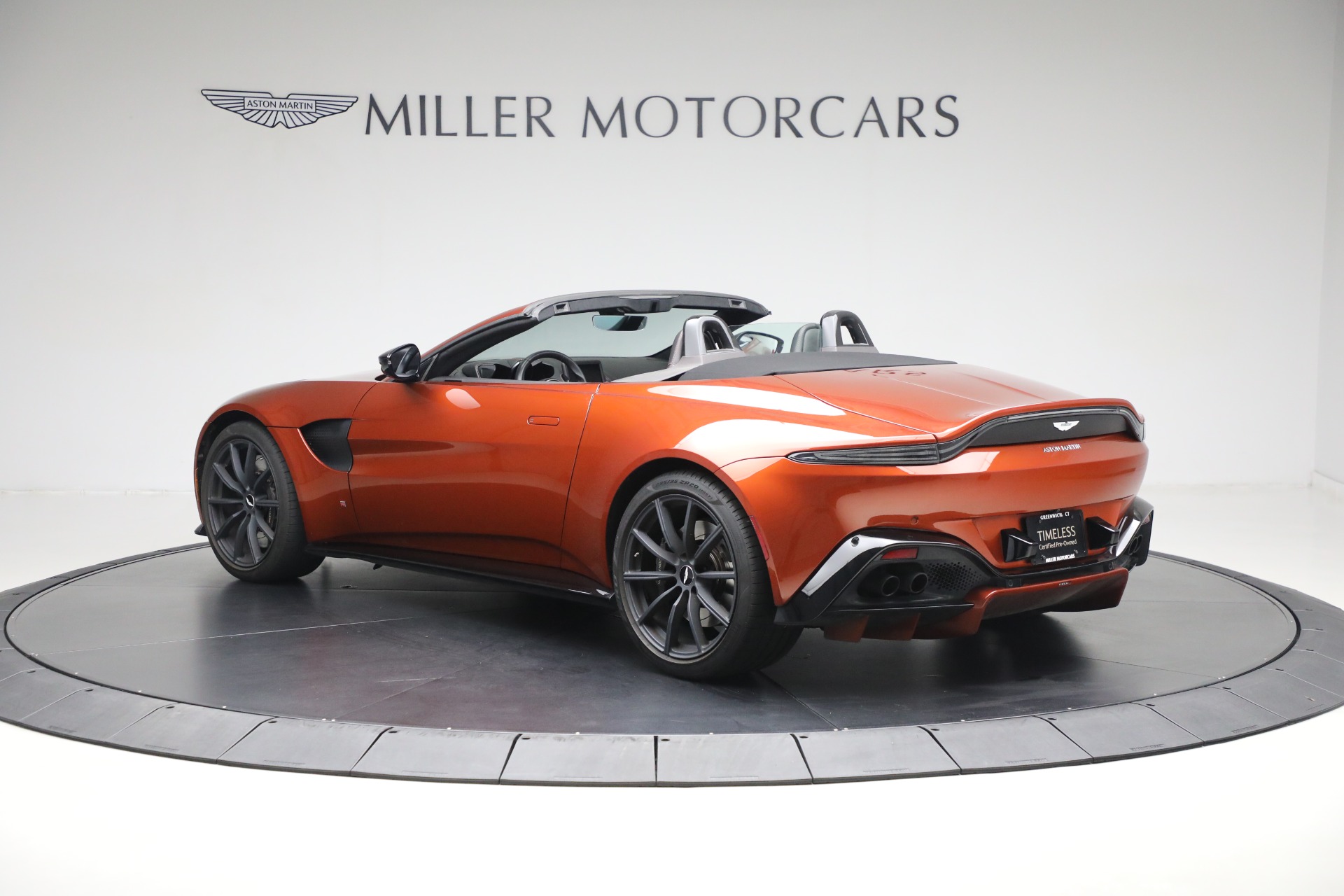 Pre-Owned 2021 Aston Martin Vantage Roadster For Sale (Special