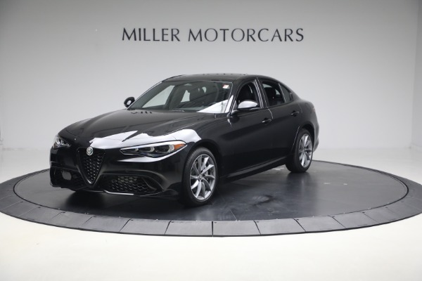 2025 Alfa Romeo Giulia Base's photo