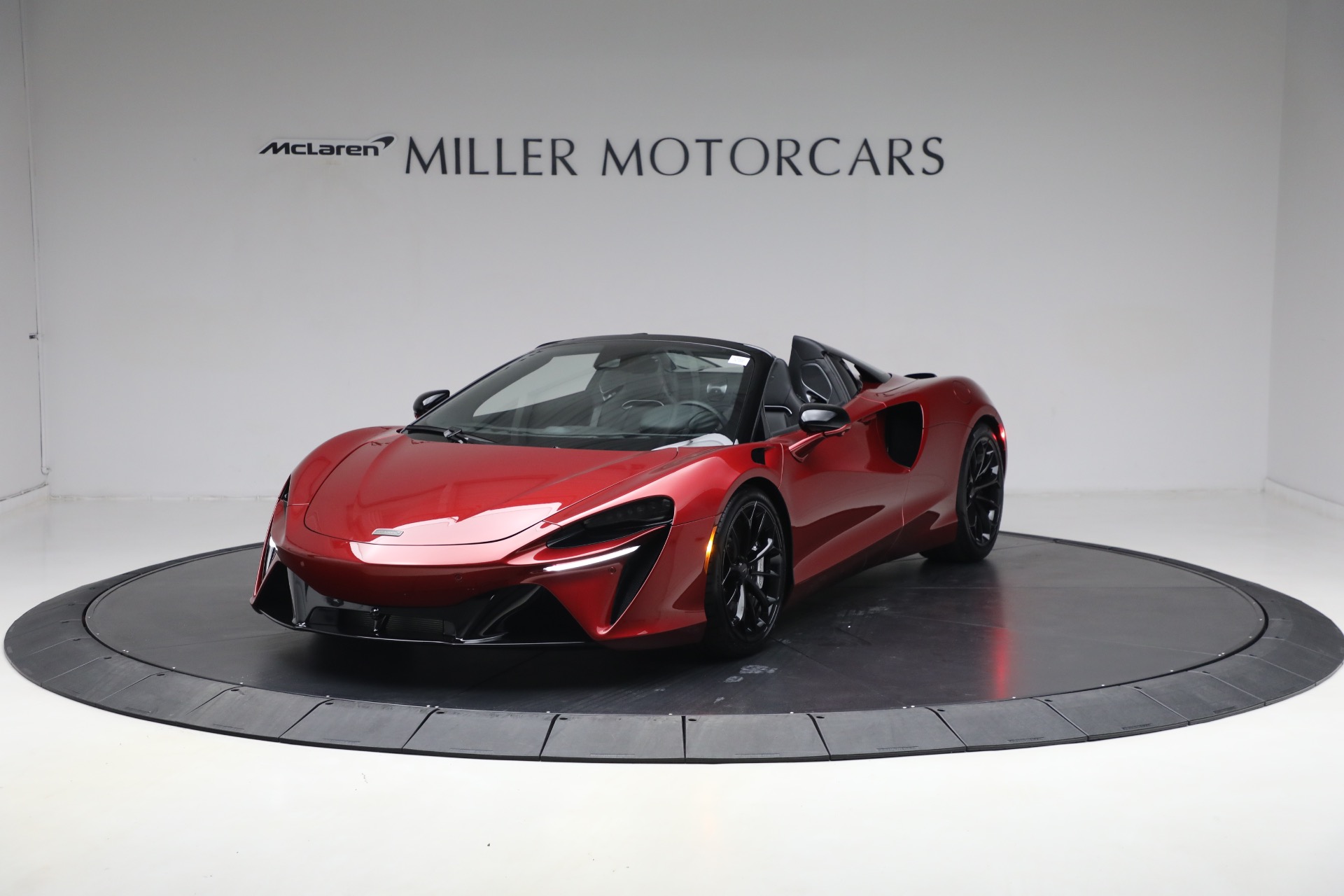 2025 McLaren Artura
