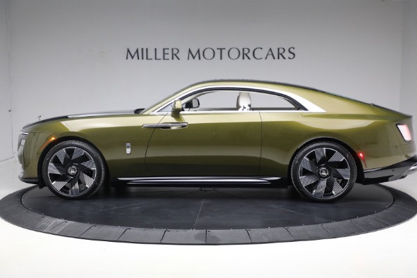 Used 2025 Rolls-Royce Spectre for sale $409,900 at McLaren Greenwich in Greenwich CT 06830 3