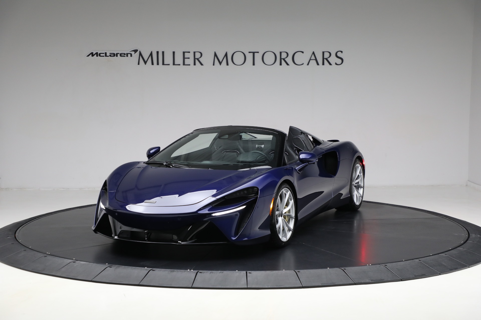 McLaren Mercedesウインドブレーカー 黒 XL McLaren Mercedesウインドブレーカー 黒 XL McLaren Mercedes