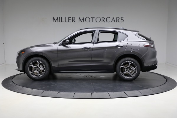 New 2025 Alfa Romeo Stelvio for sale $53,185 at McLaren Greenwich in Greenwich CT 06830 2