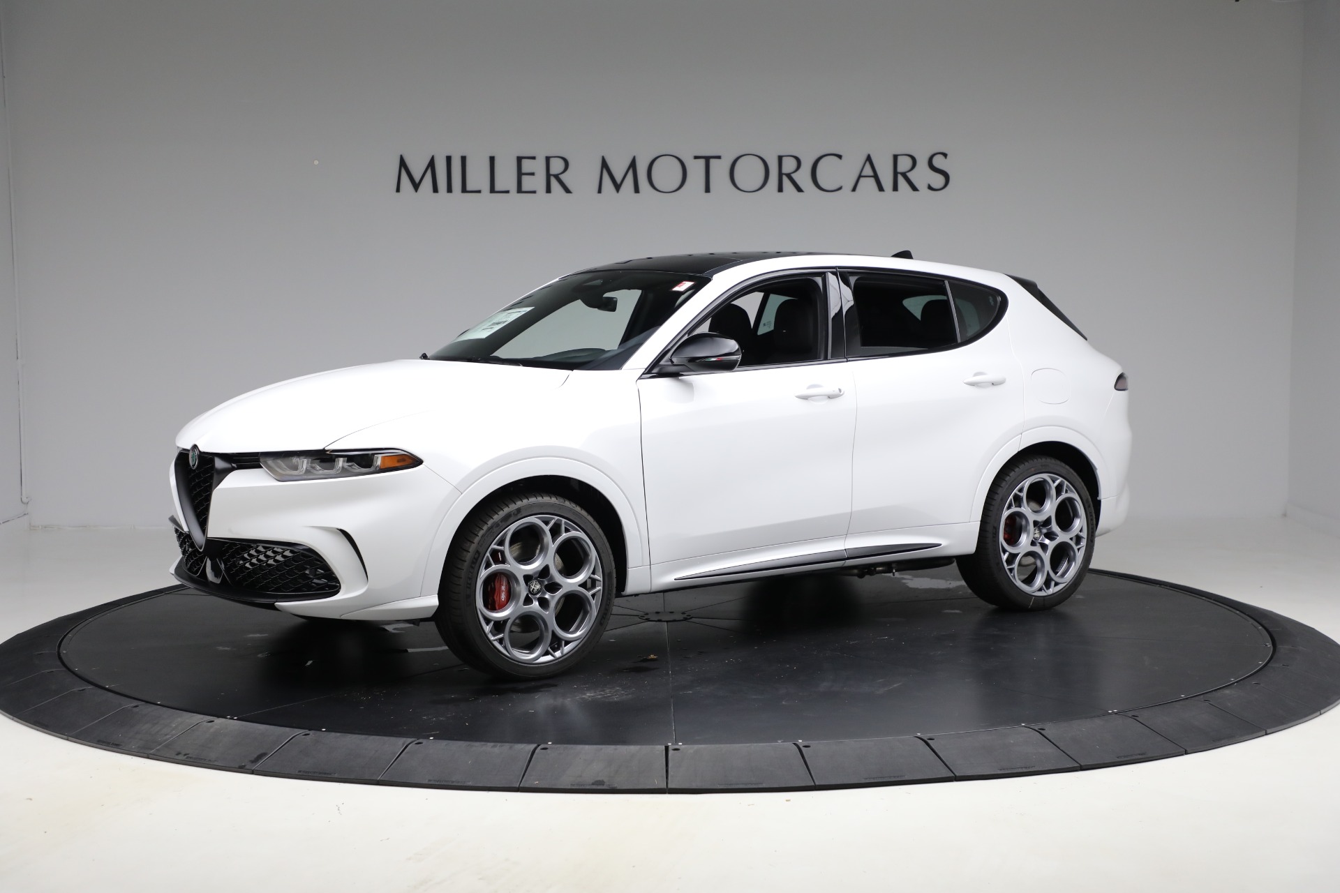 New 2025 Alfa Romeo Tonale Tributo Italiano for sale Sold at McLaren Greenwich in Greenwich CT 06830 1