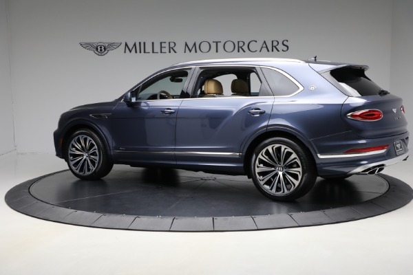 Used 2025 Bentley Bentayga EWB Azure V8 for sale $239,900 at McLaren Greenwich in Greenwich CT 06830 4