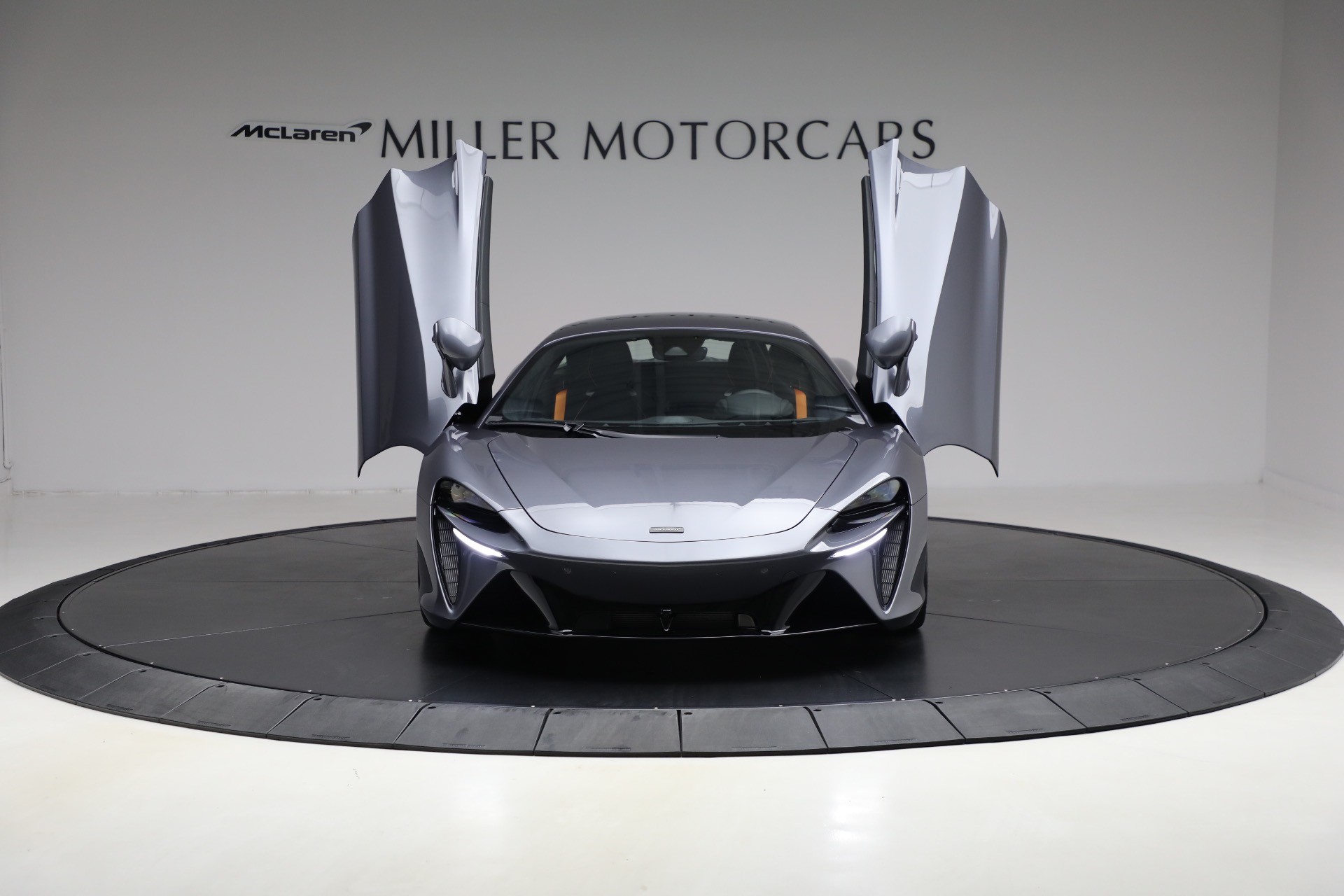 2025 McLaren Artura Vision - Photo 13