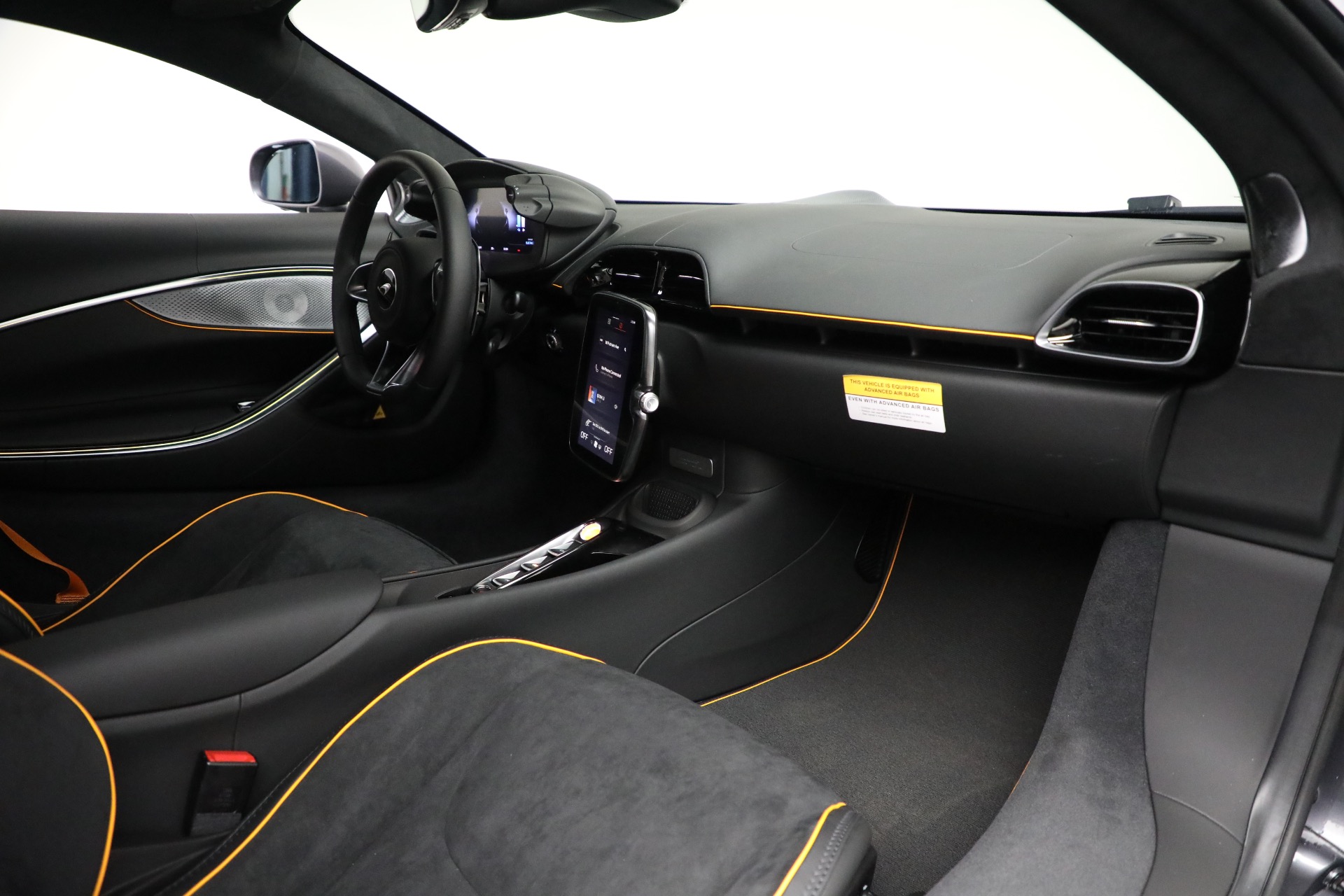 2025 McLaren Artura Vision - Photo 23