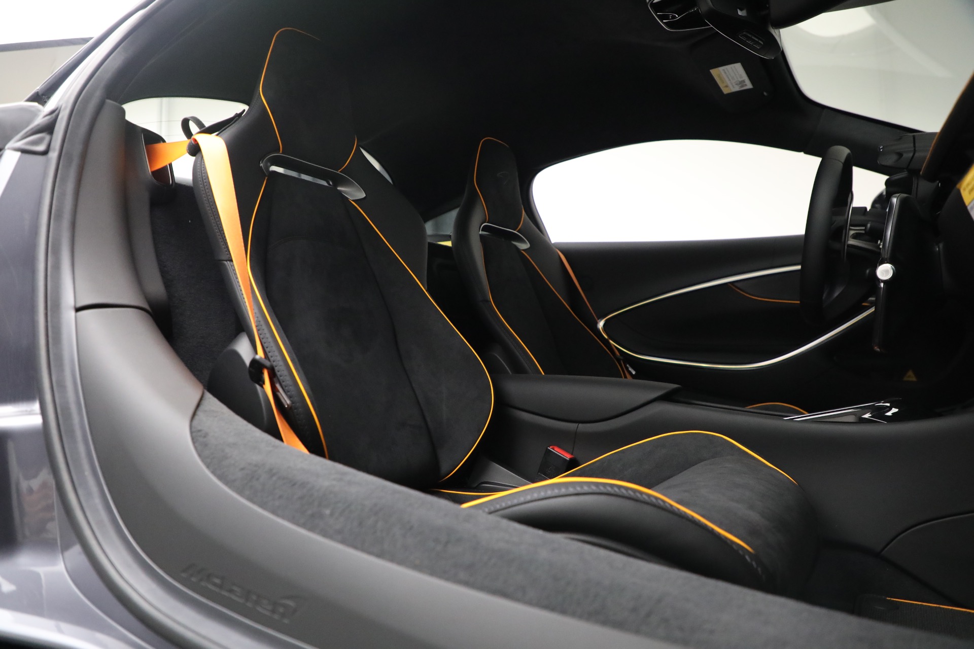 2025 McLaren Artura Vision - Photo 25