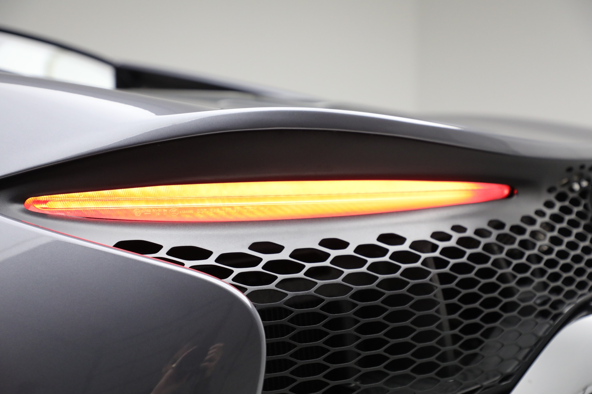 2025 McLaren Artura Vision - Photo 26