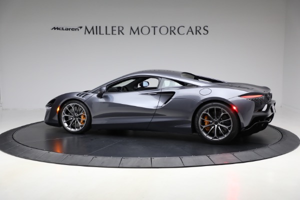 Used 2025 McLaren Artura Vision for sale $292,398 at McLaren Greenwich in Greenwich CT 06830 4