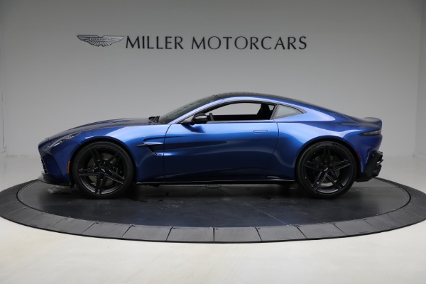 Used 2025 Aston Martin Vantage for sale $196,900 at McLaren Greenwich in Greenwich CT 06830 3