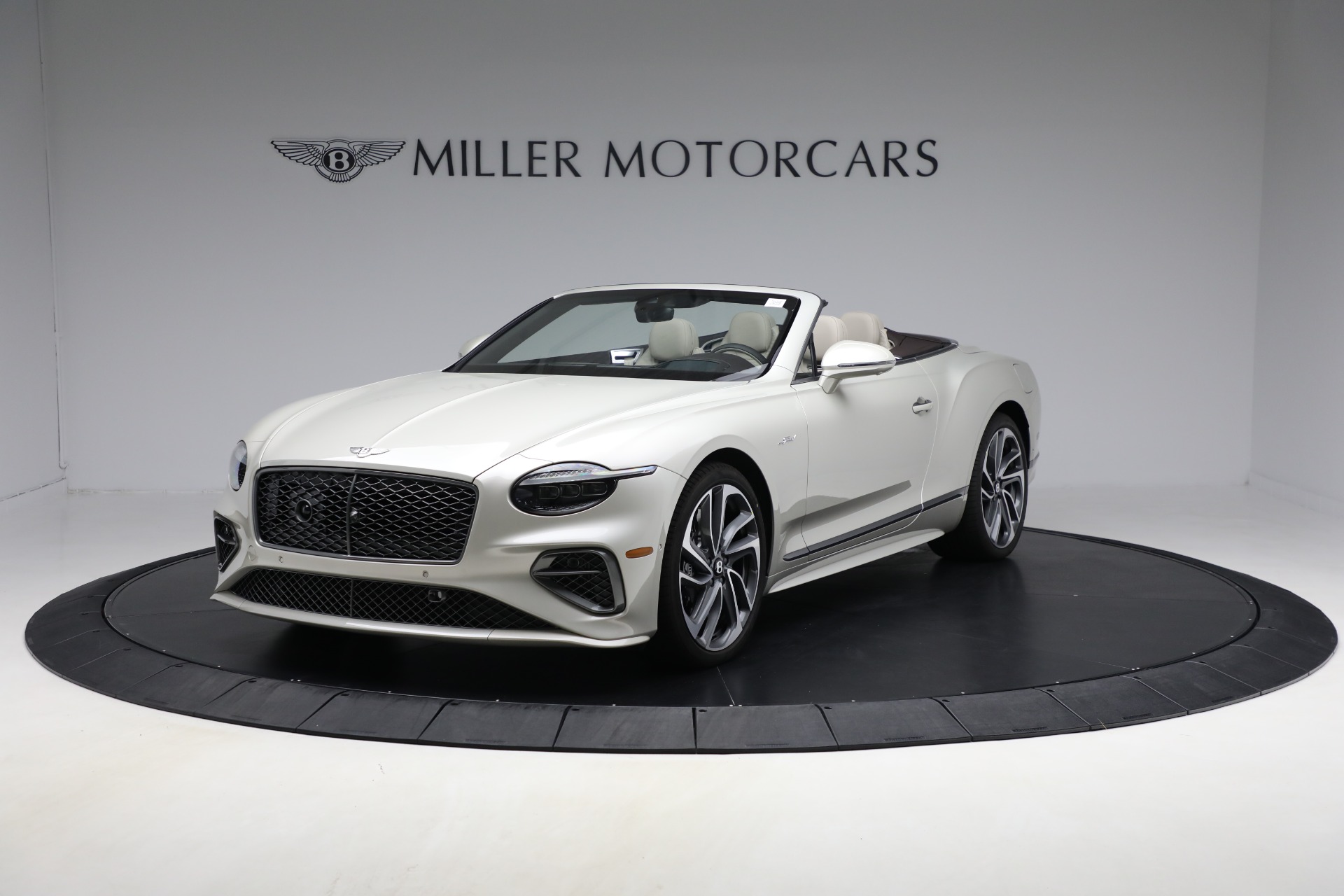 New 2025 Bentley Continental GTC Speed for sale $360,900 at McLaren Greenwich in Greenwich CT 06830 1