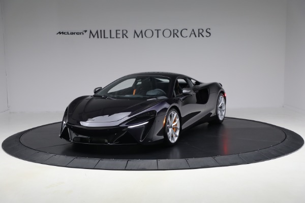 2025 McLaren Artura