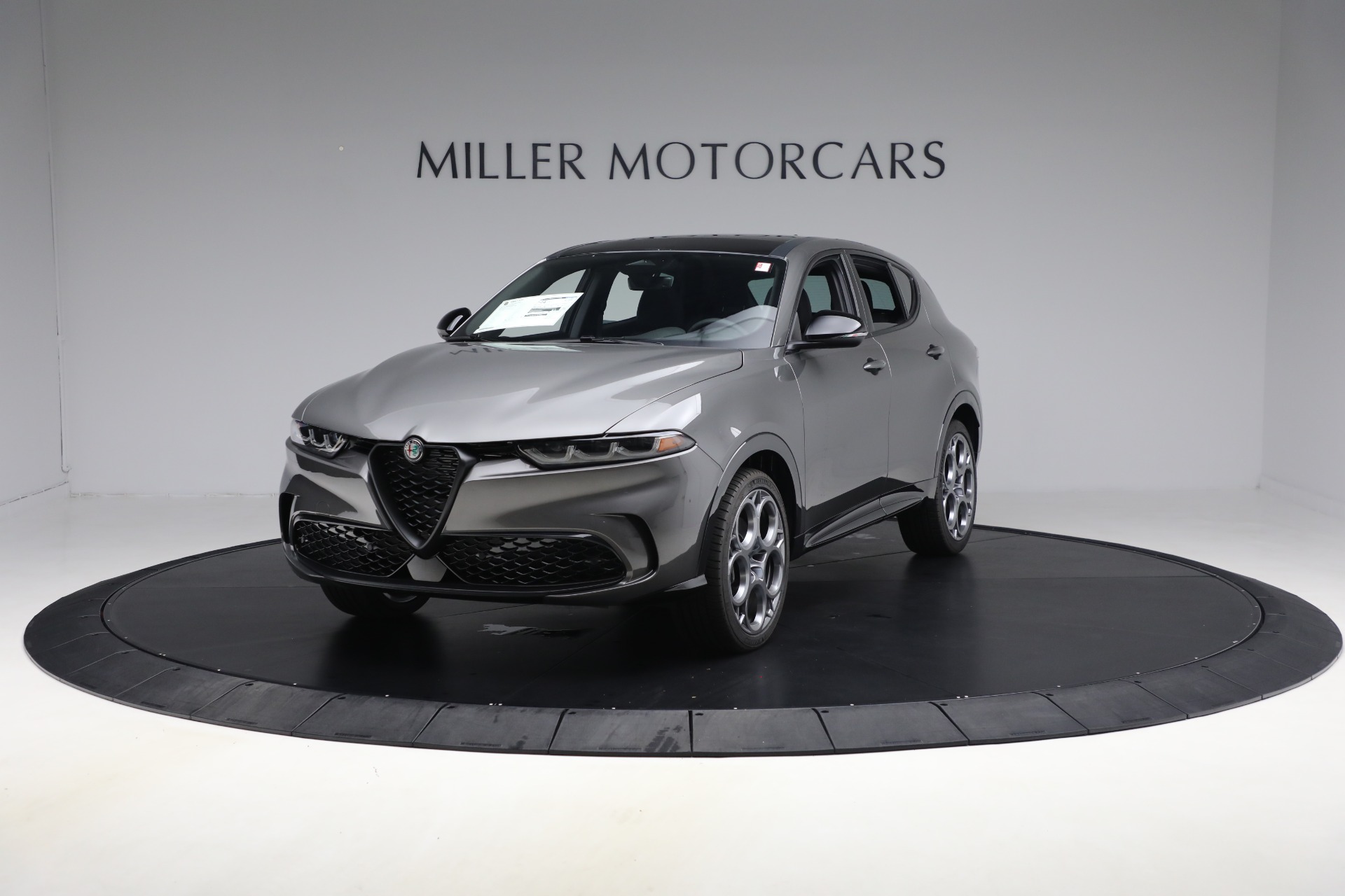 New 2025 Alfa Romeo Tonale for sale Sold at McLaren Greenwich in Greenwich CT 06830 1