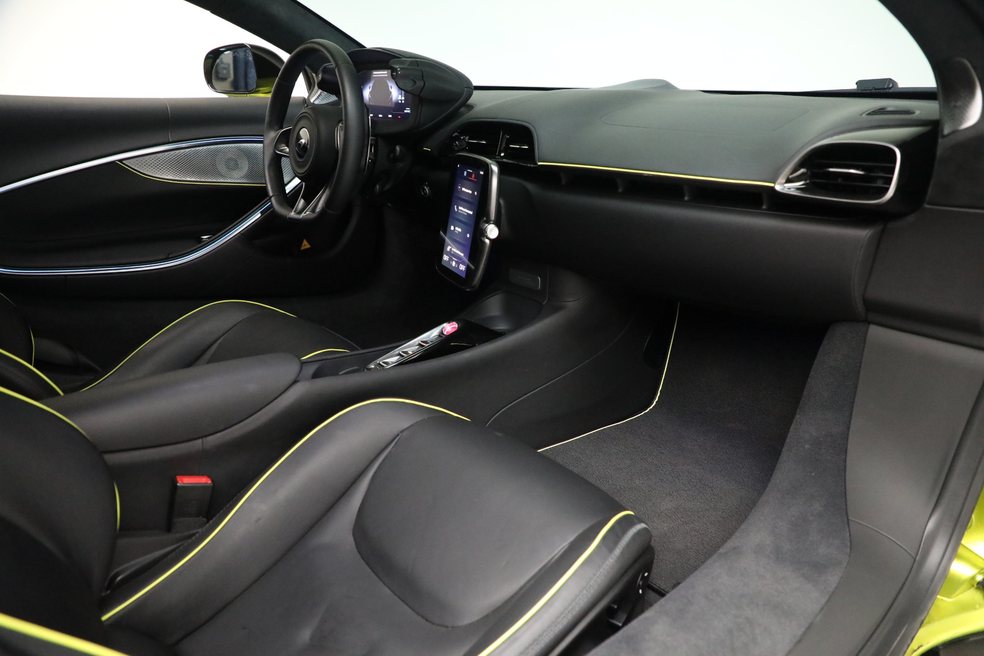 2024 McLaren Artura Techlux - Photo 20