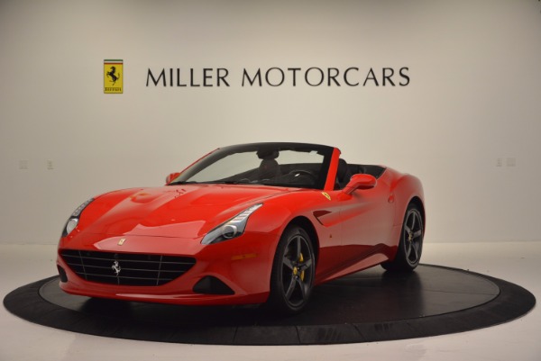 Used 2016 Ferrari California T for sale Sold at McLaren Greenwich in Greenwich CT 06830 1