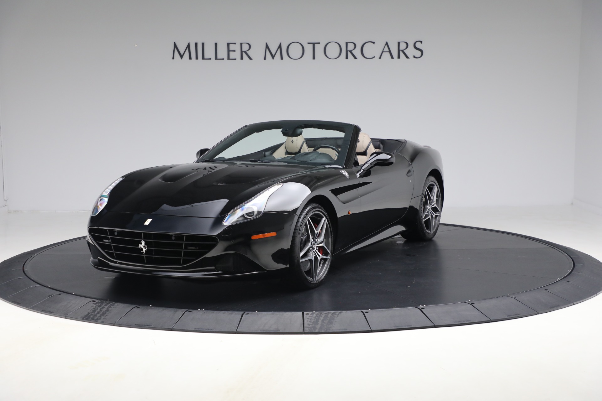 Used 2016 Ferrari California T for sale $122,900 at McLaren Greenwich in Greenwich CT 06830 1