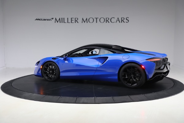 Used 2023 McLaren Artura Performance for sale $164,900 at McLaren Greenwich in Greenwich CT 06830 4