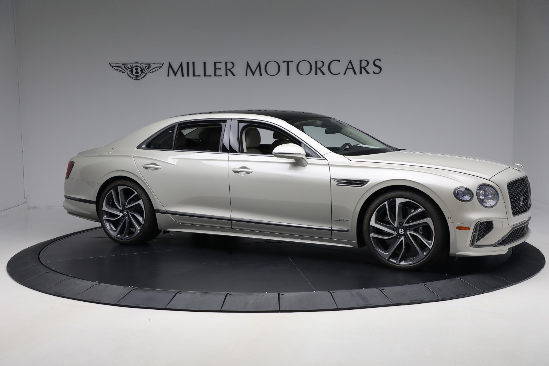2025 Bentley Flying Spur Speed - Photo 10