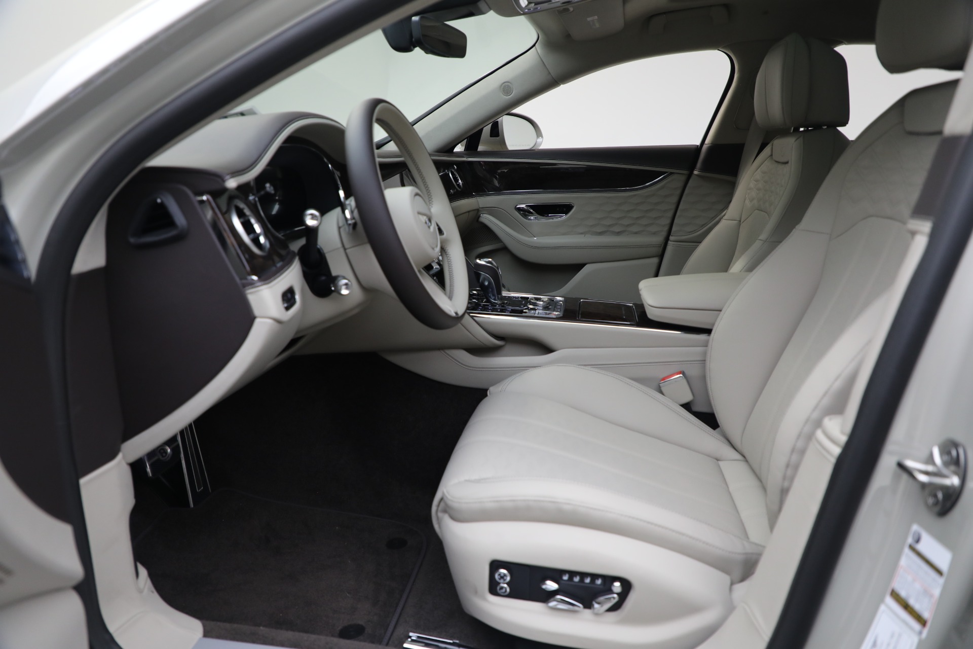 2025 Bentley Flying Spur Speed - Photo 19
