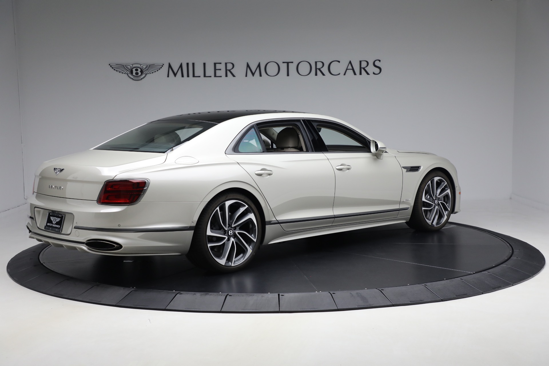 2025 Bentley Flying Spur Speed - Photo 8