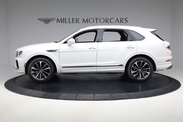 New 2025 Bentley Bentayga V8 for sale $199,900 at McLaren Greenwich in Greenwich CT 06830 2