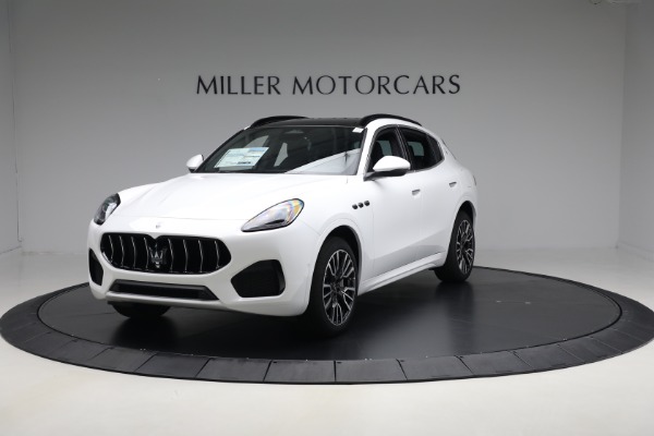 Used 2025 Maserati Grecale for sale $57,550 at McLaren Greenwich in Greenwich CT 06830 2