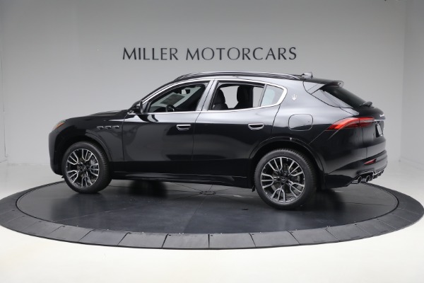 New 2025 Maserati Grecale for sale Sold at McLaren Greenwich in Greenwich CT 06830 3