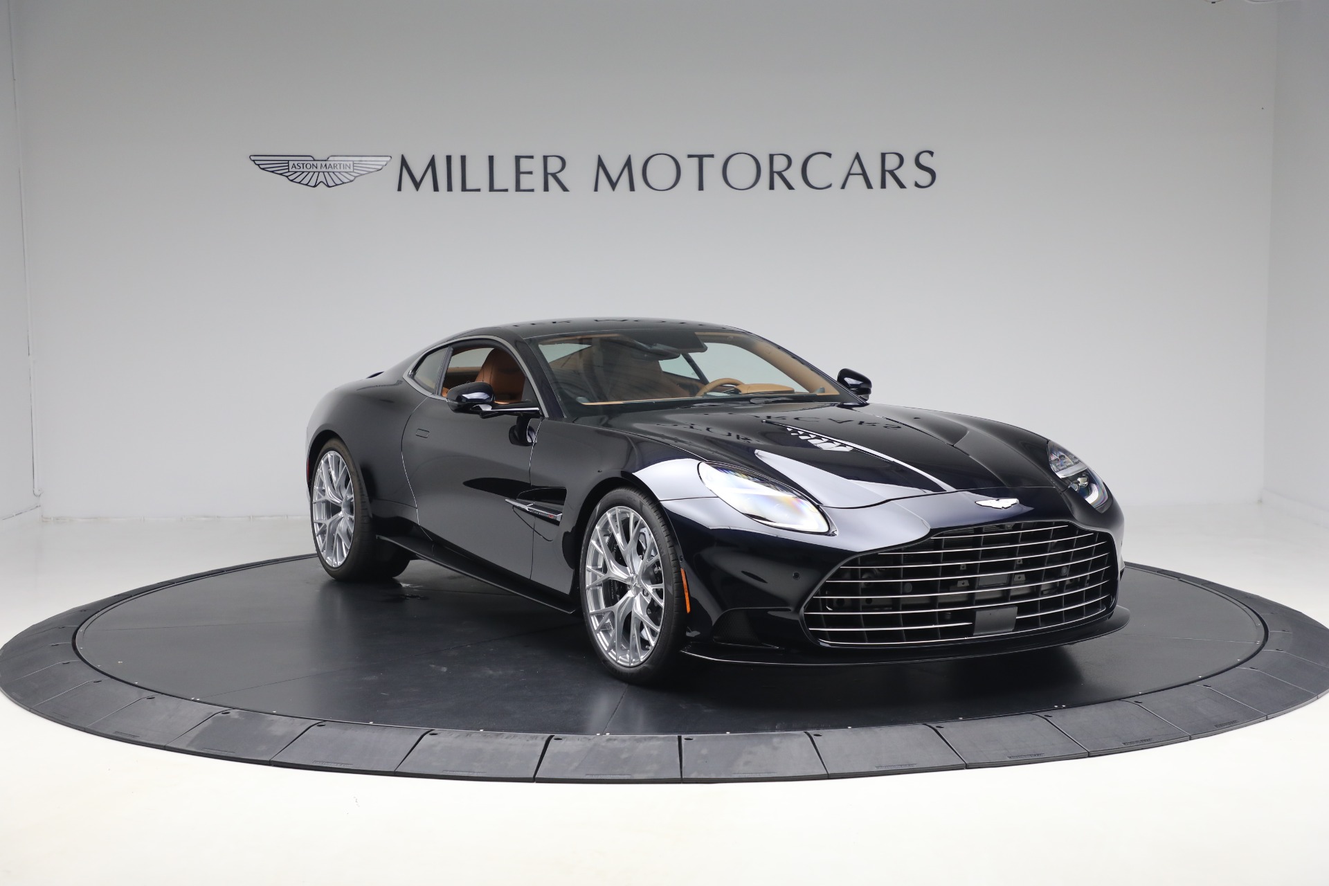 2026 Aston Martin Vanquish Base - Photo 11