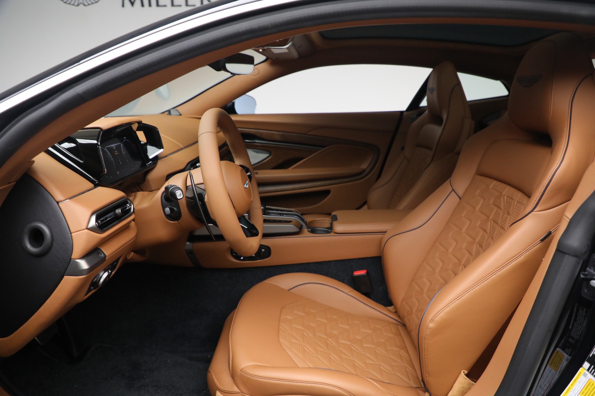 2026 Aston Martin Vanquish Base - Photo 15