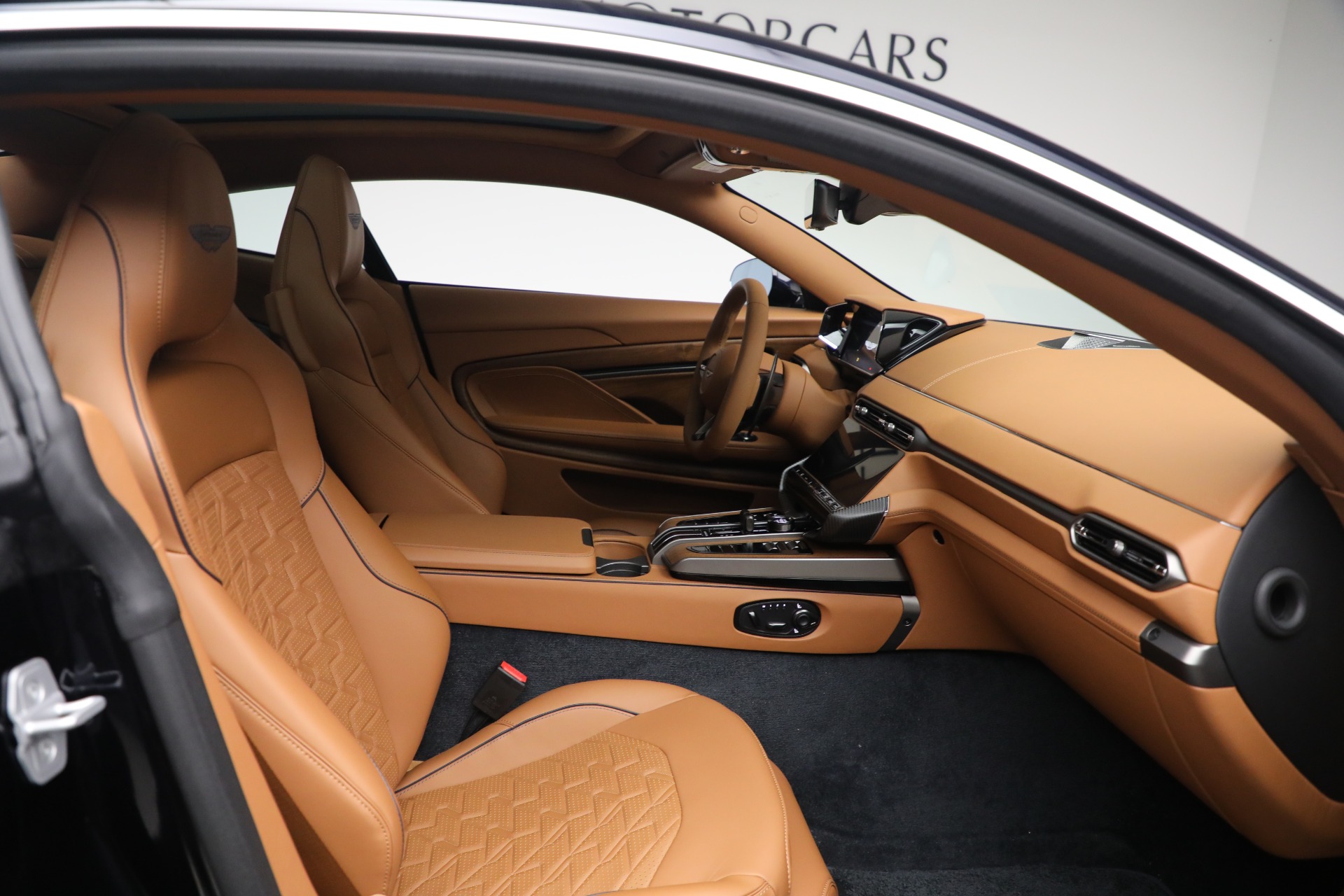 2026 Aston Martin Vanquish Base - Photo 19