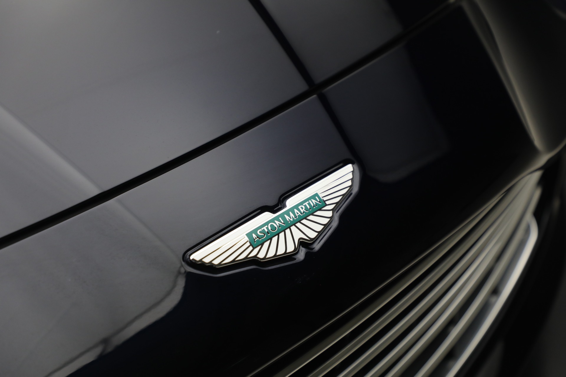 2026 Aston Martin Vanquish Base - Photo 33