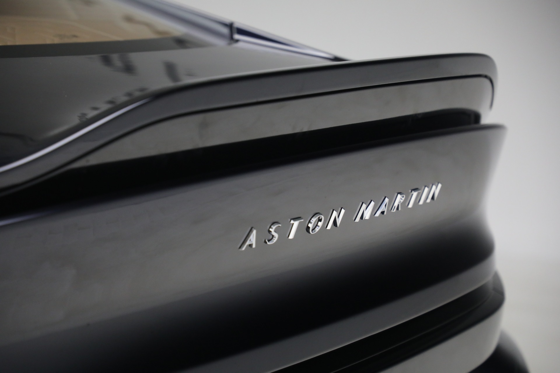 2026 Aston Martin Vanquish Base - Photo 37