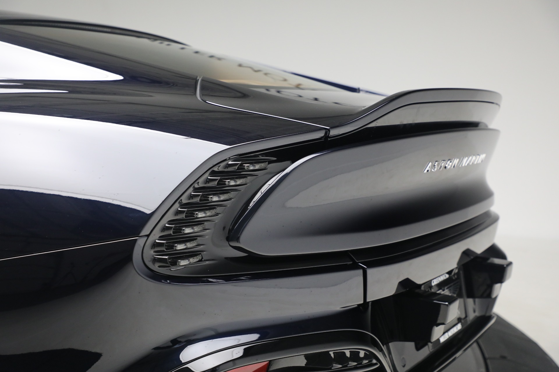 2026 Aston Martin Vanquish Base - Photo 38