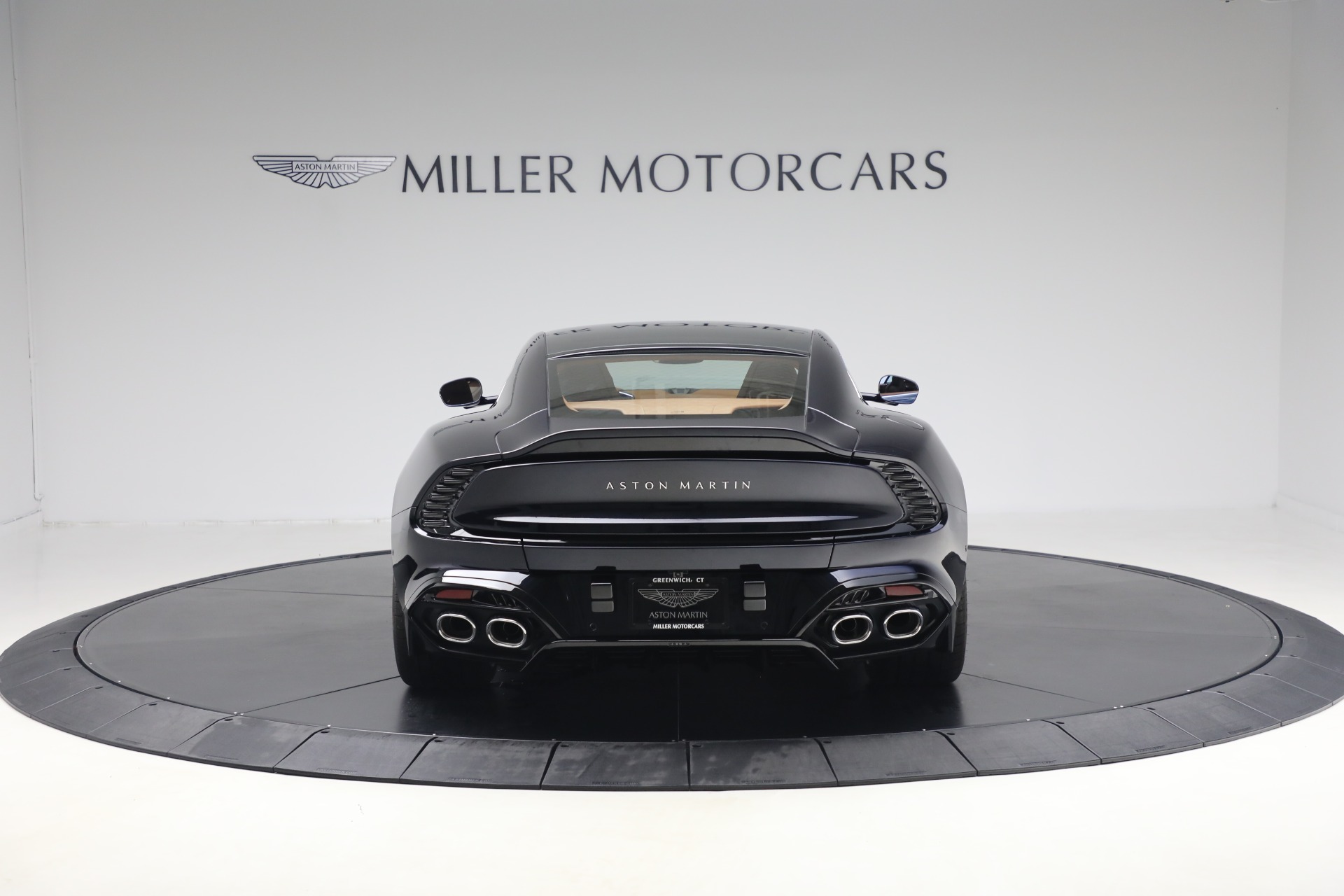 2026 Aston Martin Vanquish Base - Photo 6