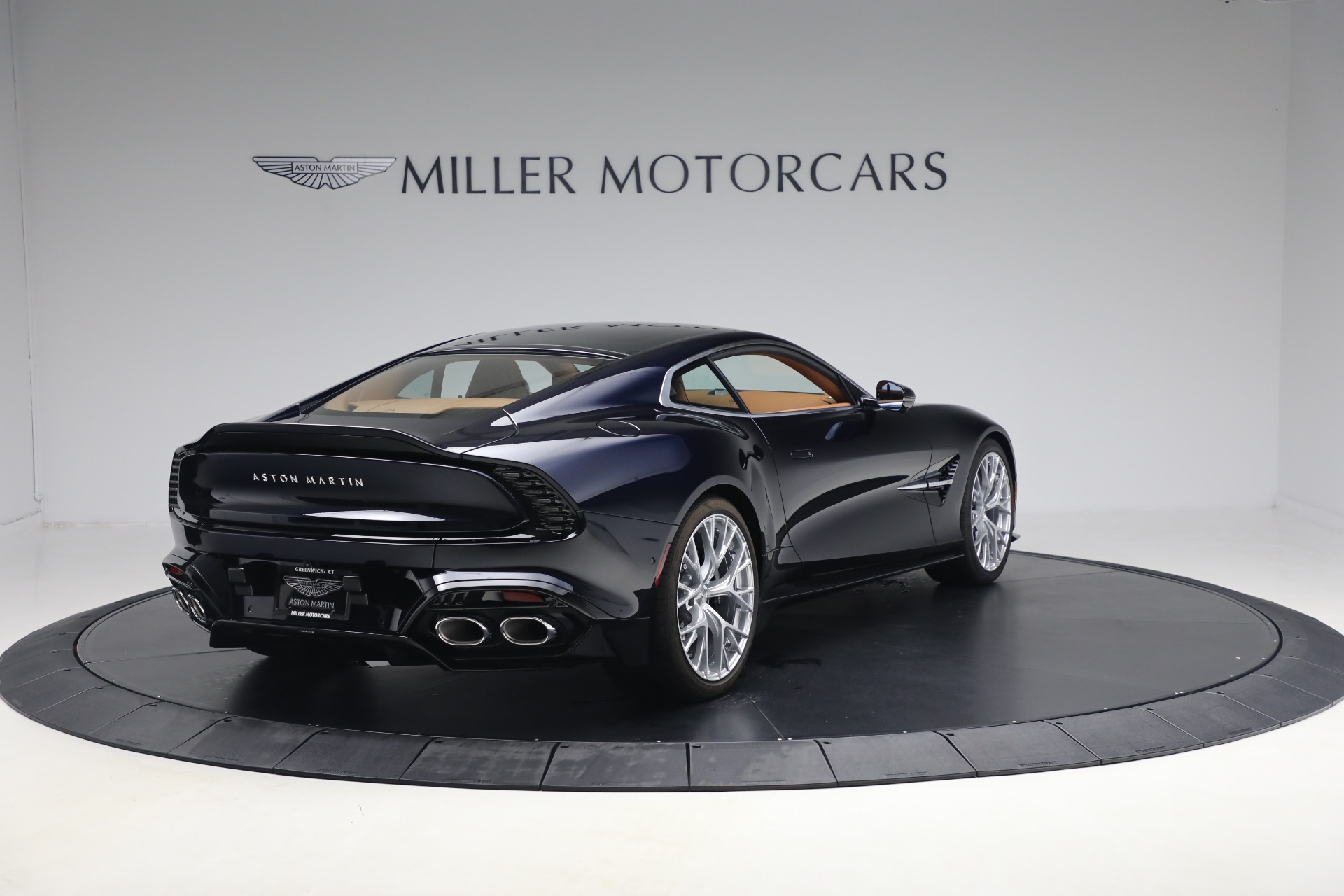 2026 Aston Martin Vanquish Base - Photo 7