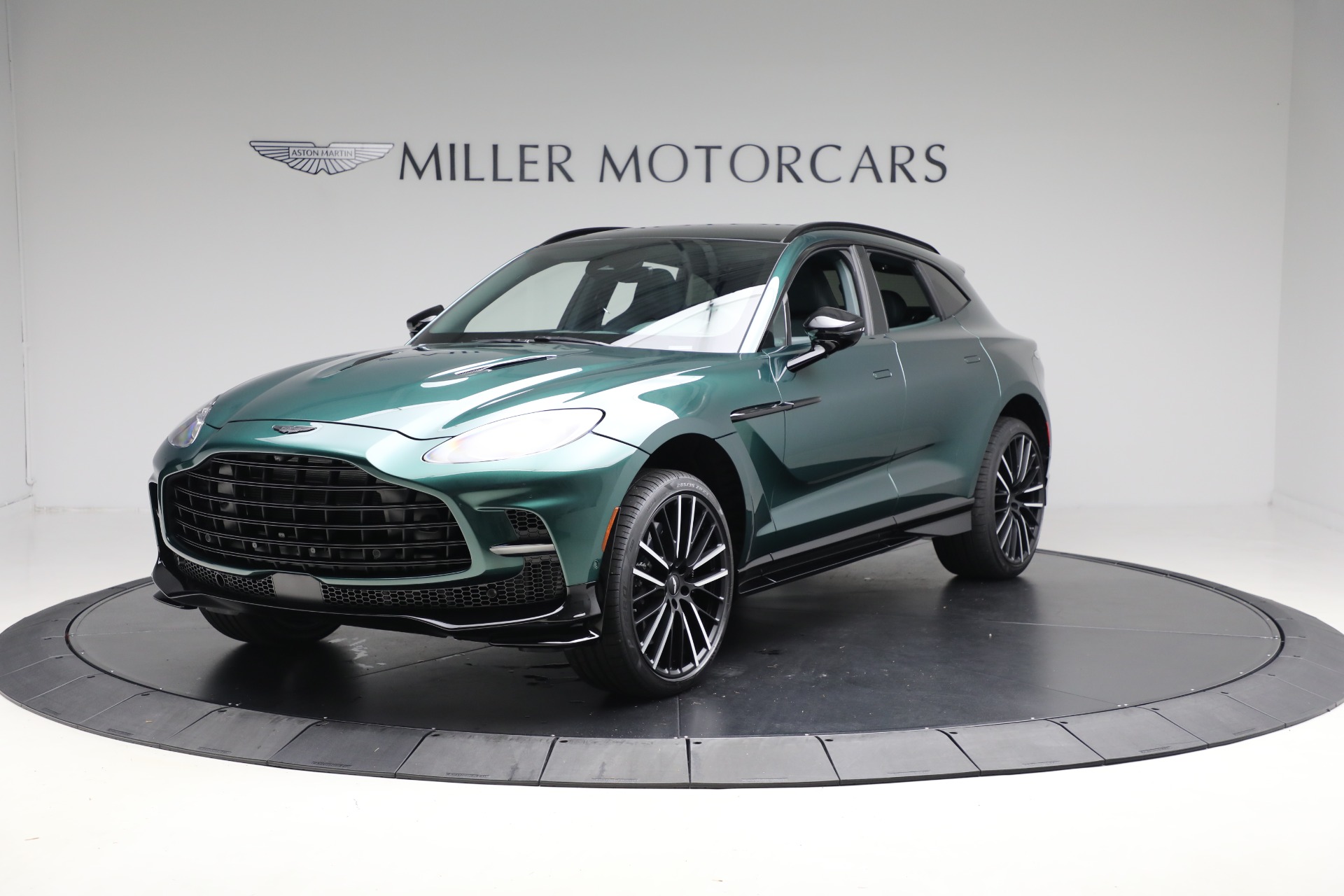 New 2025 Aston Martin DBX 707 For Sale (Special Pricing) | McLaren