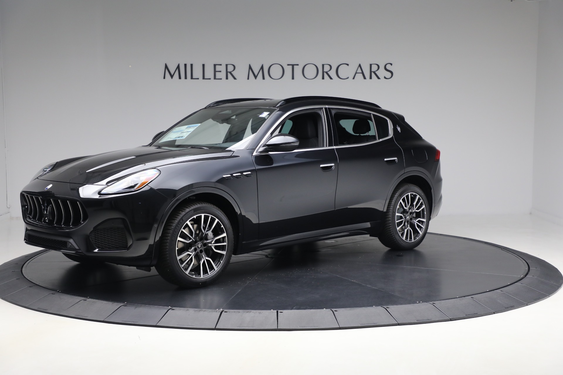 New 2025 Maserati Grecale for sale Sold at McLaren Greenwich in Greenwich CT 06830 1