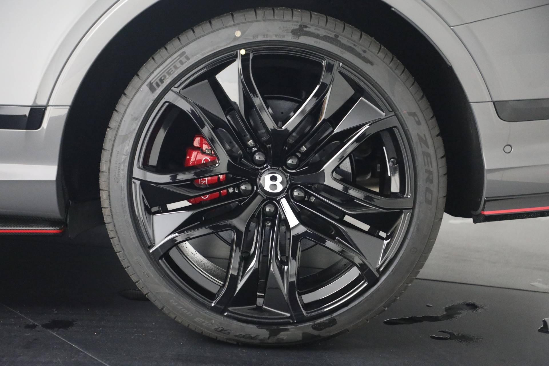 2026 Bentley Bentayga Speed - Photo 11